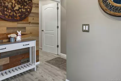 251 Arthur Street, Freeport, NY 11520 - Photo 5