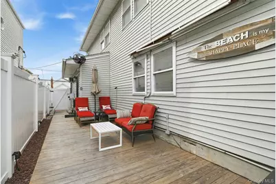251 Arthur Street, Freeport, NY 11520 - Photo 37