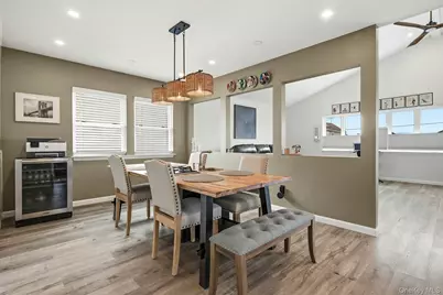 251 Arthur Street, Freeport, NY 11520 - Photo 17