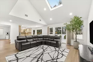 1662 Park Ave, New Hyde Park, NY 11040 - Photo 15