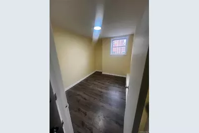 2113 Chatterton Avenue, Bronx, NY 10472 - Photo 7