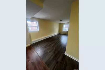 2113 Chatterton Avenue, Bronx, NY 10472 - Photo 5