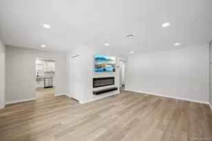 151 Laurance Ln, Ridge, NY 11961 - Photo 7