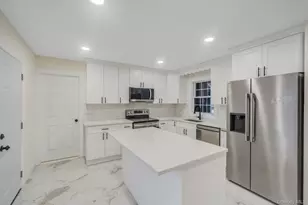 50 7th St, Saint James, NY 11780 - Photo 9