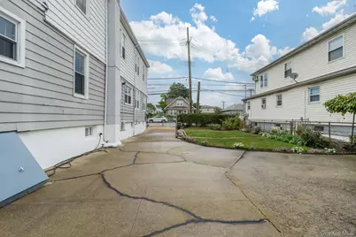 22610 147th Avenue, Springfield Gardens, NY 11413 - Photo 43