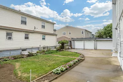 22610 147th Avenue, Springfield Gardens, NY 11413 - Photo 41