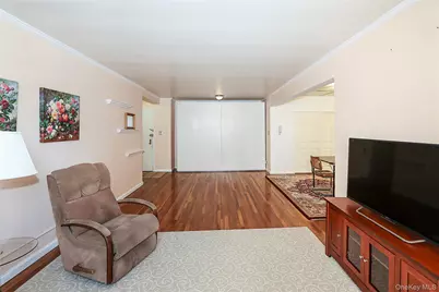 224-24 Union Turnpike #4H, Oakland Gardens, NY 11364 - Photo 5