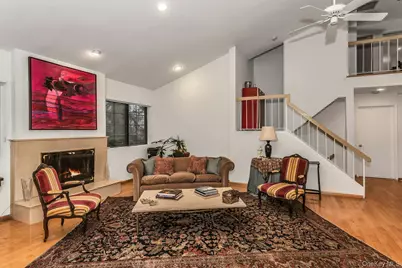 232 Linnet Court, Manhasset, NY 11030 - Photo 3