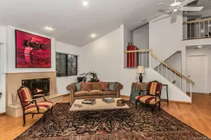 232 Linnet Ct, Manhasset, NY 11030 - Photo 3