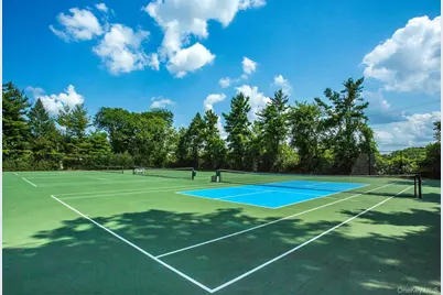 232 Linnet Court, Manhasset, NY 11030 - Photo 27