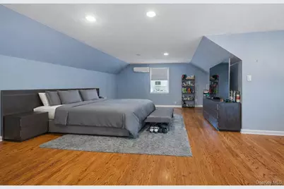 38 Hewlett Lane, Port Washington, NY 11050 - Photo 23