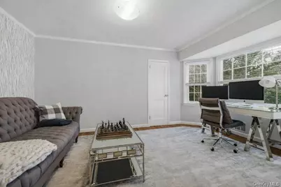 38 Hewlett Lane, Port Washington, NY 11050 - Photo 19