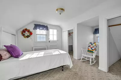 60 Aberdeen Road, New Hyde Park, NY 11040 - Photo 13