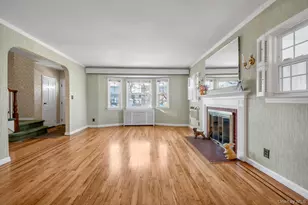 60 Aberdeen Rd, New Hyde Park, NY 11040 - Photo 3