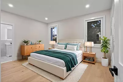 182 Friends Lane, Westbury, NY 11590 - Photo 31