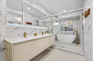 2 Elf Rd, Syosset, NY 11791 - Photo 27