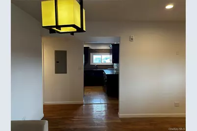 4261 Austin Boulevard, Island Park, NY 11558 - Photo 5