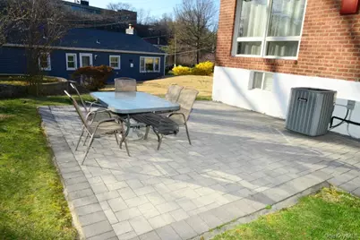 69 Wingate Road, Yonkers, NY 10705 - Photo 11