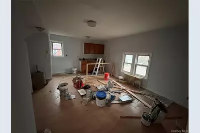 21 E Clinton Avenue, Roosevelt, NY 11575 - Photo 13