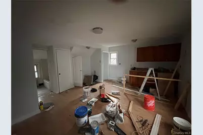 21 E Clinton Avenue, Roosevelt, NY 11575 - Photo 17