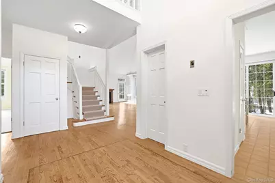 4 Westfield Road, White Plains, NY 10605 - Photo 3