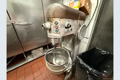 67981 Seneca Avenue, Ridgewood, NY 11385 - Photo 11