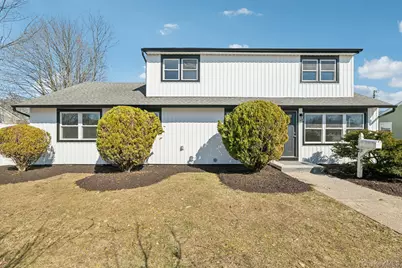 38 Somerset Road E, Amityville, NY 11701 - Photo 1