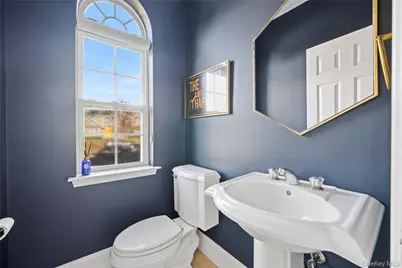 2 Holly Court, Miller Place, NY 11764 - Photo 7