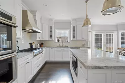 2 Holly Court, Miller Place, NY 11764 - Photo 17