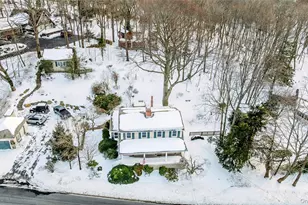 232 N Country Rd, Mount Sinai, NY 11766 - Photo 29