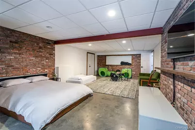 121 Quaker Hill Road, Pawling, NY 12564 - Photo 23