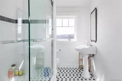 121 Quaker Hill Road, Pawling, NY 12564 - Photo 17