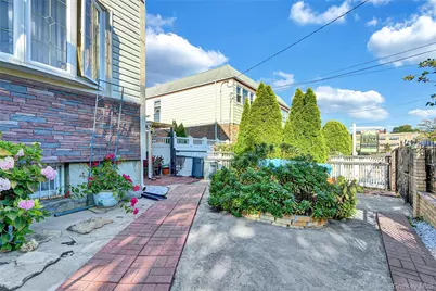 150-27 16th Road, Whitestone, NY 11357 - Photo 19