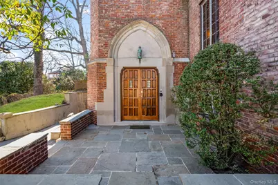 60 Wildwood Road, New Rochelle, NY 10804 - Photo 3