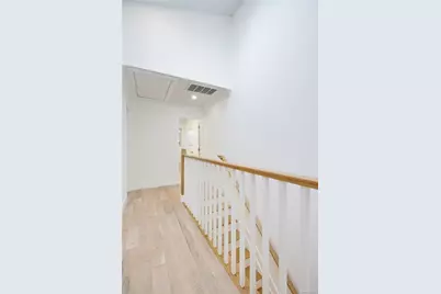 56 Kirkwood Road, Port Washington, NY 11050 - Photo 19