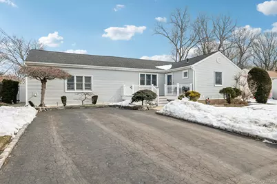 24 Rocco Drive, East Northport, NY 11731 - Photo 29