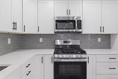 5 Bear Lane, Centereach, NY 11720 - Photo 7