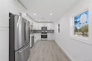 5 Bear Ln, Centereach, NY 11720 - Photo 5