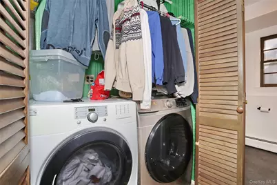 70 Susan Drive, New City, NY 10956 - Photo 9