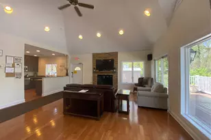 83 Roundtop Rd, Yonkers, NY 10710 - Photo 23