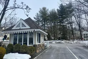 83 Roundtop Rd, Yonkers, NY 10710 - Photo 25