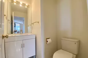 83 Roundtop Rd, Yonkers, NY 10710 - Photo 9