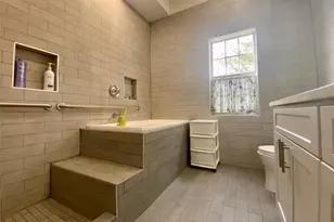 83 Roundtop Rd, Yonkers, NY 10710 - Photo 11