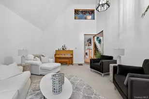 41 Hickory Hill Rd, Newburgh, NY 12550 - Photo 9