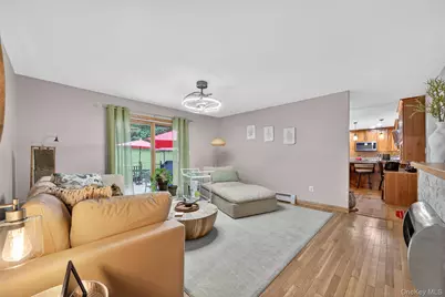 41 Hickory Hill Road, Newburgh, NY 12550 - Photo 11