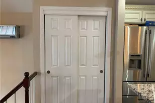 137-33 158th St, Jamaica, NY 11434 - Photo 5