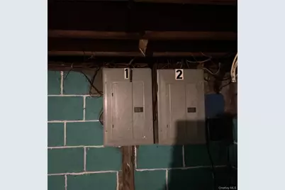 39 N 16th Street, Wyandanch, NY 11798 - Photo 19