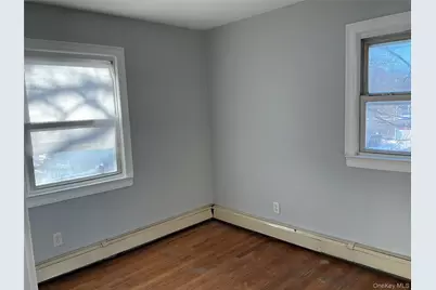 39 N 16th Street, Wyandanch, NY 11798 - Photo 11