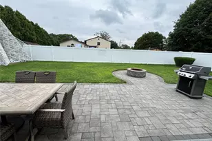 3011 Maine Ave, Medford, NY 11763 - Photo 25