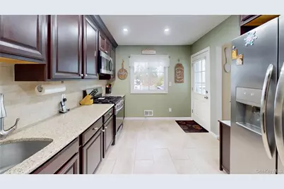 8 Mulberry Drive, Smithtown, NY 11787 - Photo 9